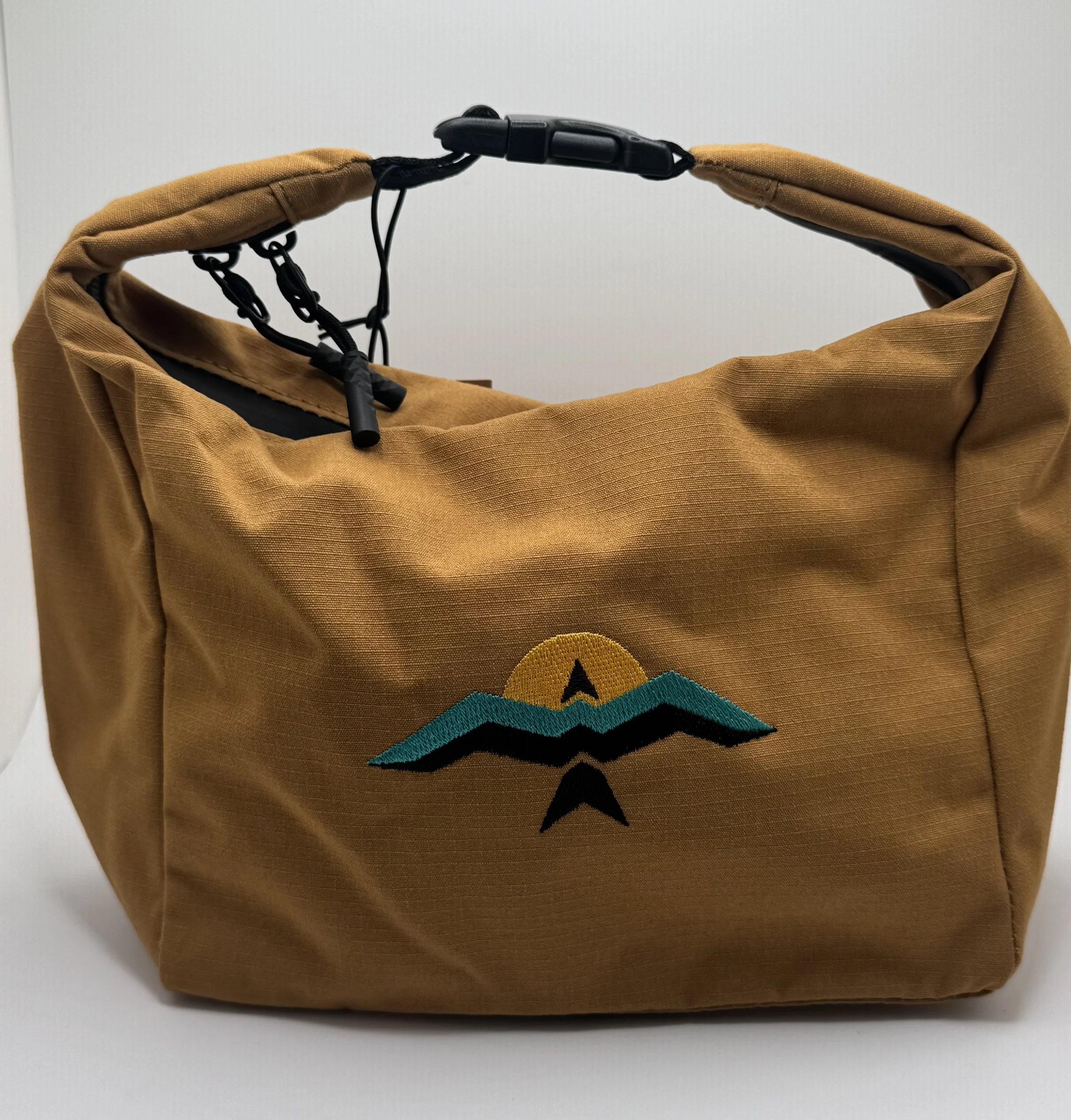 Jones Sports Co Goodie Bag — Paako Ridge Golf Club